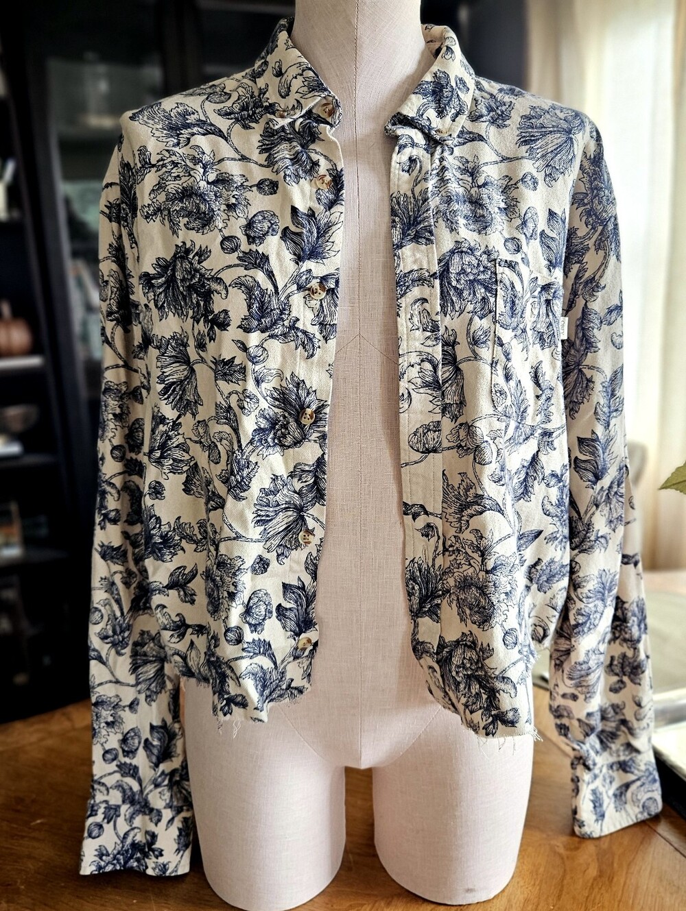 Floral Fall Autumn Obey Propaganda Cropped Flannel Button up Medium